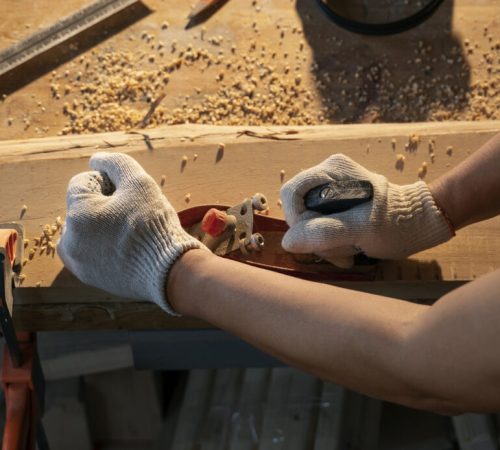 high-angle-woman-wearing-gloves-1170x694